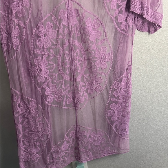 Lavender Lace Robe - Picture 5 of 7